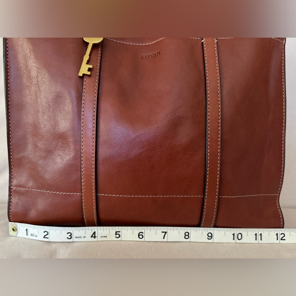 Fossil Carmen Tote Bag EUC - Picture 12 of 16